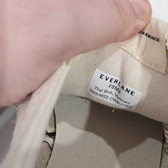 Everlane The Tread-bare Sneaker Womens 8 Natrual Canvas Dark Sapphire Argan Oil - Picture 8 of 8